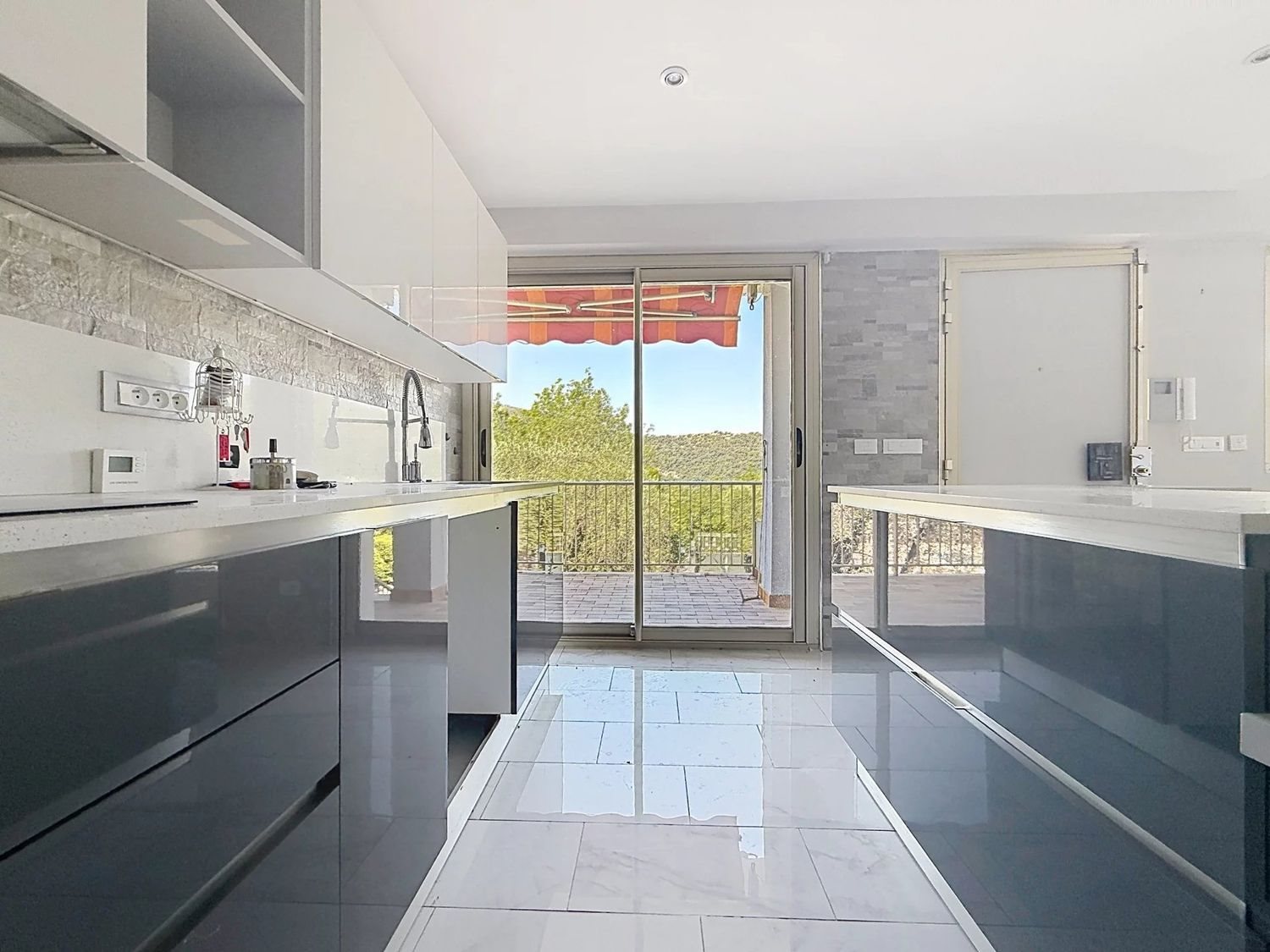 Maison à vendre, 220m², Tourrette-Levens