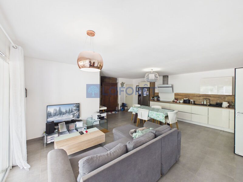 Appartement à vendre, 100m², Alata