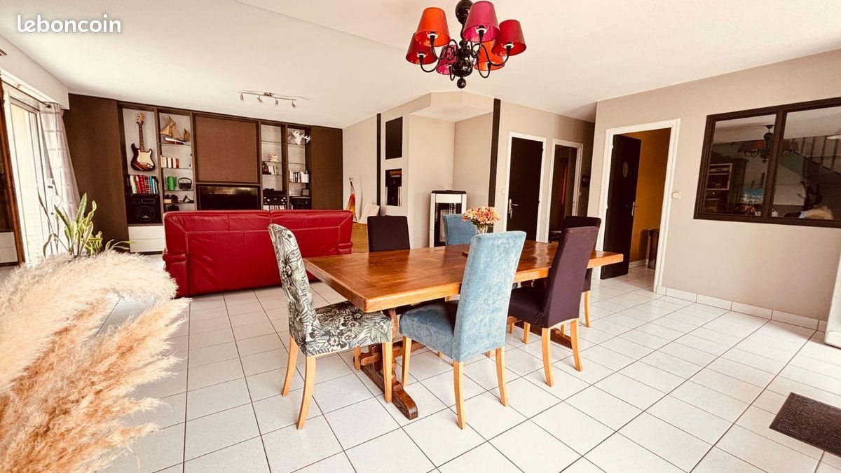 Maison à vendre, 137m², Bruz