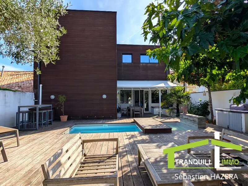 Maison à vendre, 200m², Saint-Médard-en-Jalles