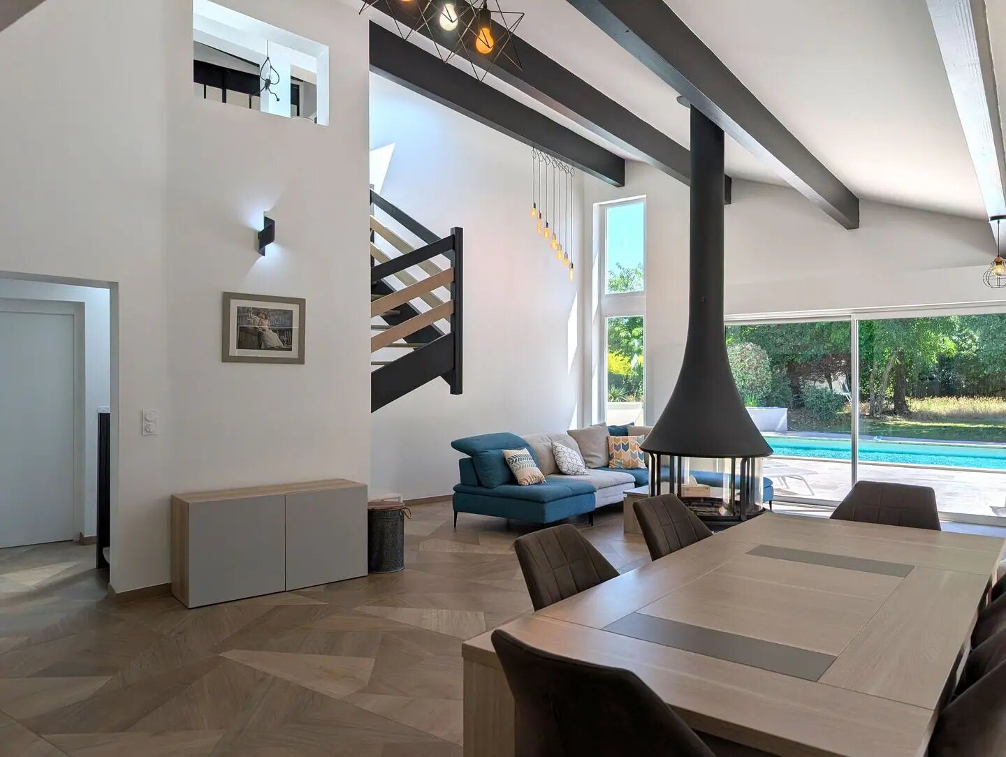 Maison à louer, 260m², Saint-Médard-en-Jalles