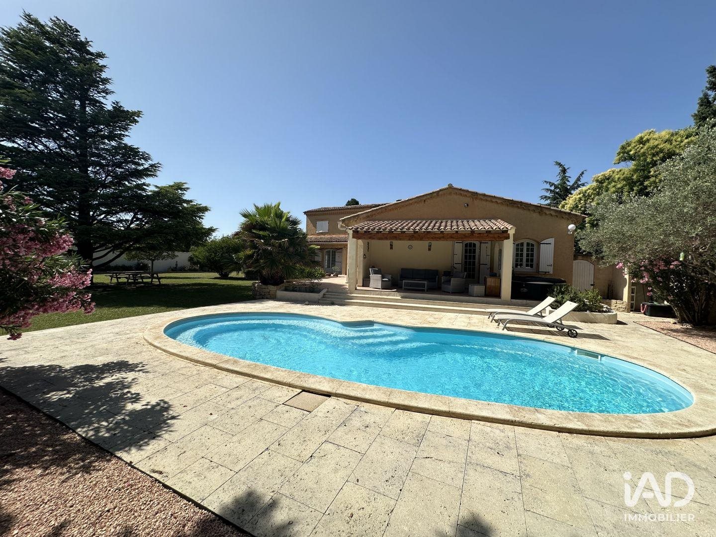 Maison à vendre, 229m², Morières-lès-Avignon