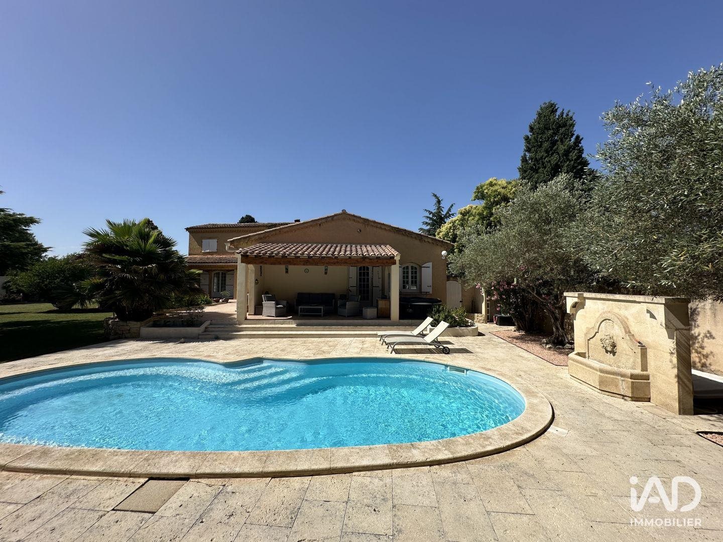 Maison à vendre, 229m², Morières-lès-Avignon