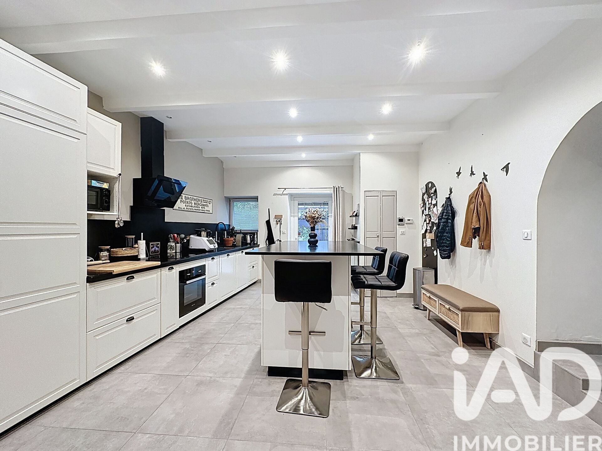 Maison à vendre, 130m², Saint-Saturnin-lès-Avignon