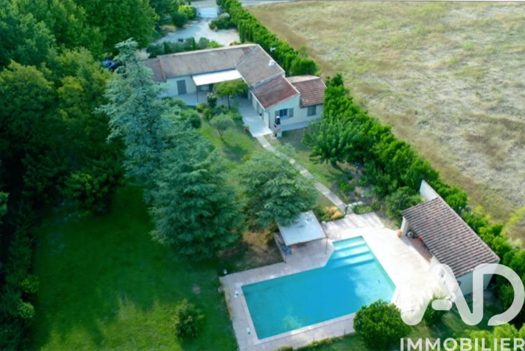 Maison à vendre, 187m², Morières-lès-Avignon