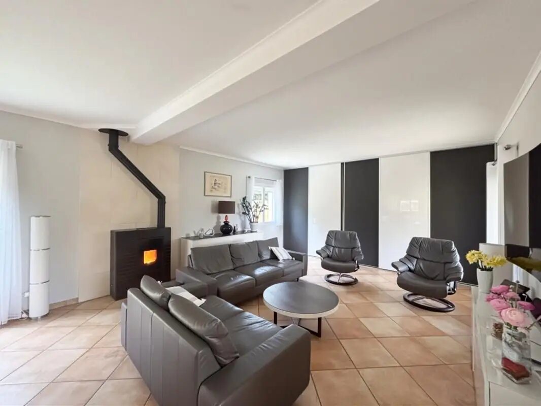 Maison à vendre, 180m², Montfrin