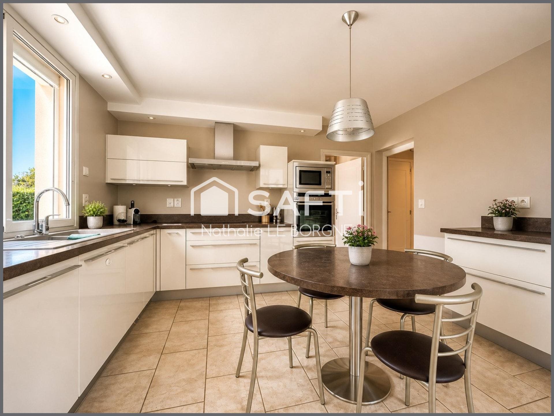 Maison à vendre, 213m², Lagarrigue