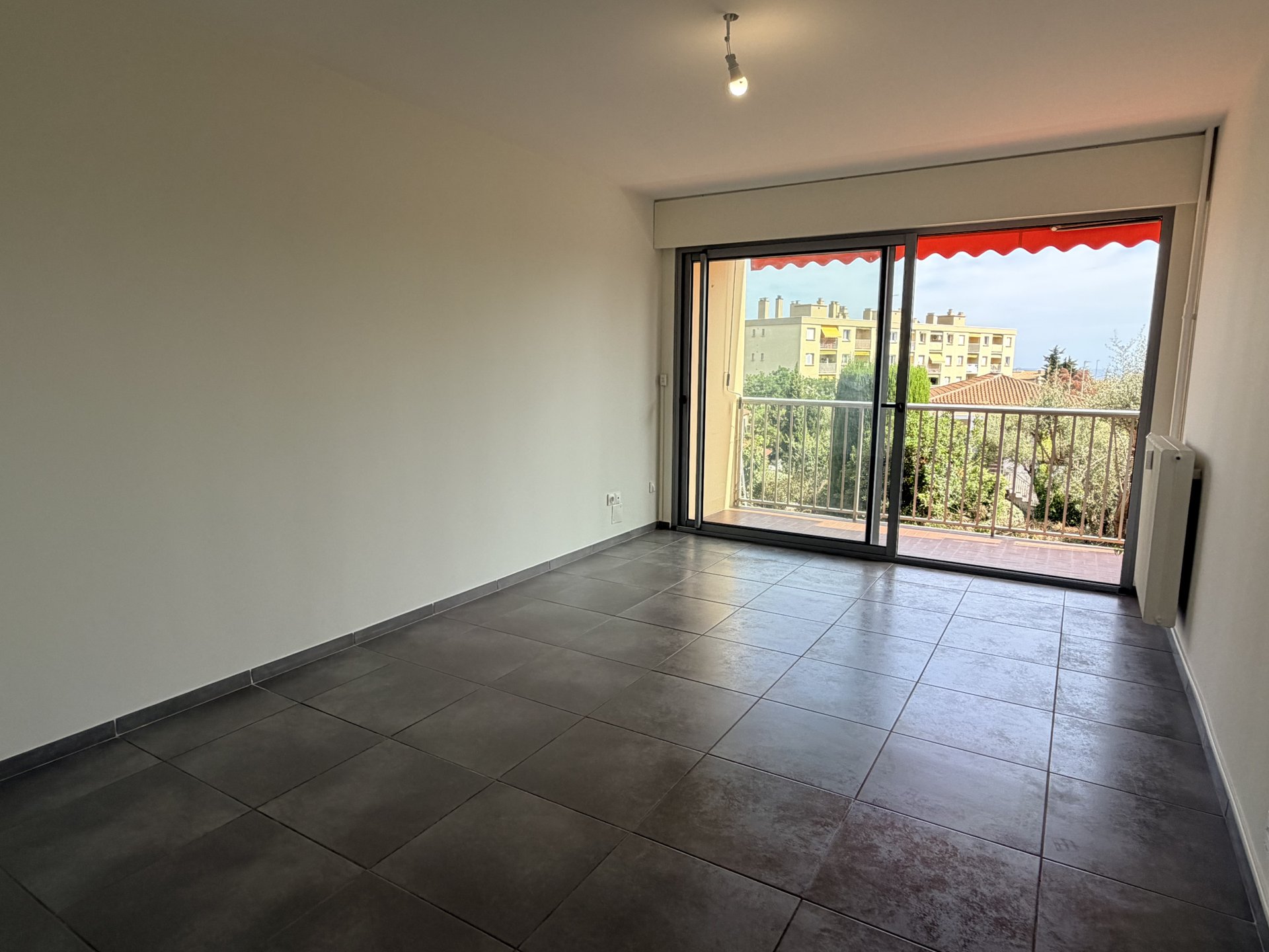Appartement à louer, 44m², Antibes