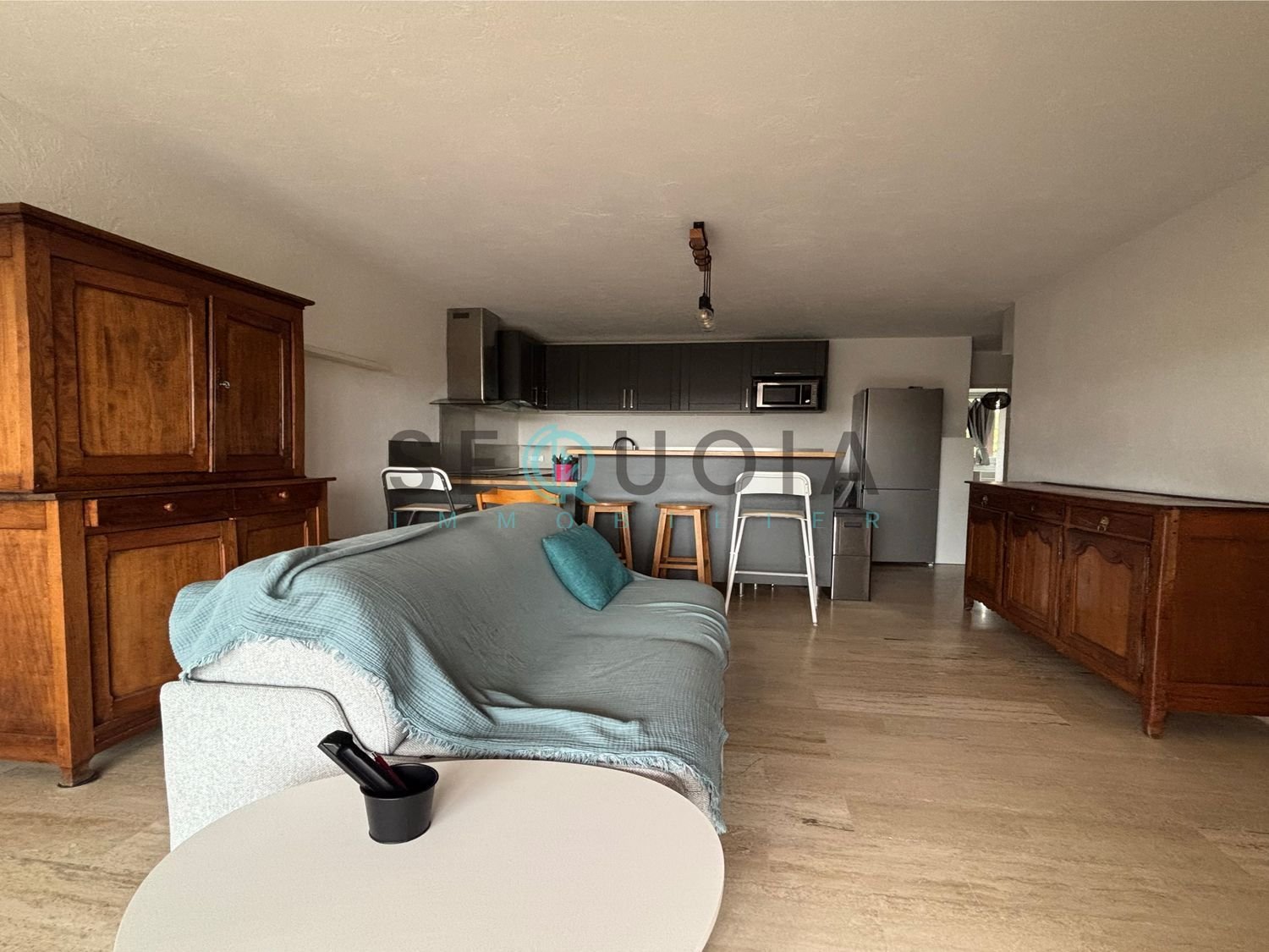 Appartement à louer, 60m², Antibes