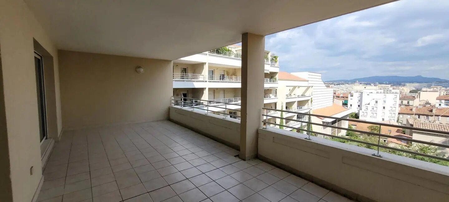 Appartement à louer, 96m², Marseille 6ème