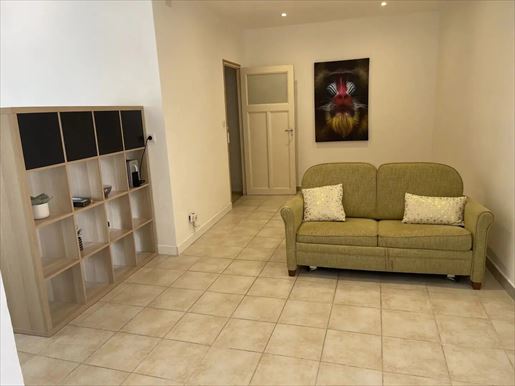 Advert pic 0