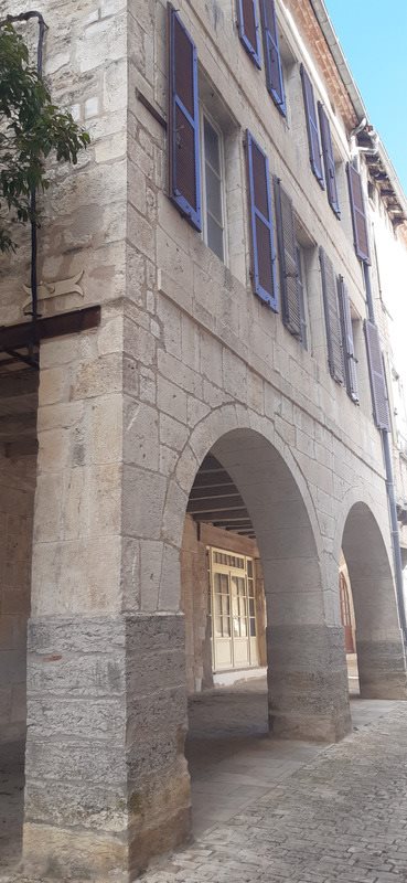 Maison à vendre, 233m², Montpezat-de-Quercy