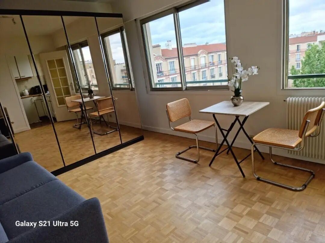 Appartement à louer, 25m², Courbevoie