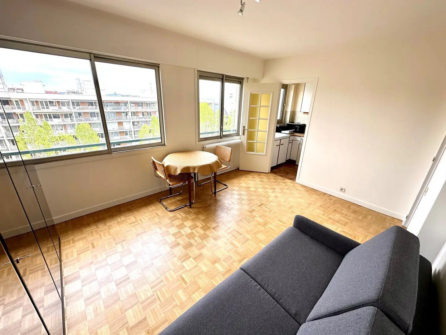 Appartement à louer, 25m², Courbevoie
