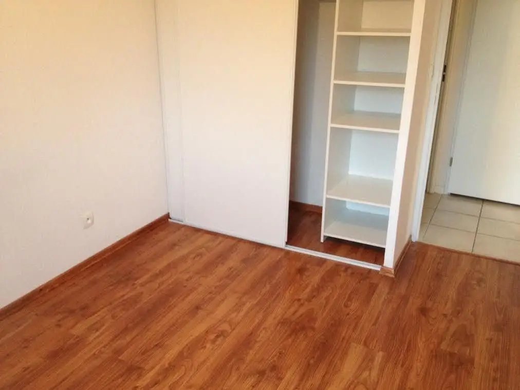Appartement à louer, 57m², Pineuilh