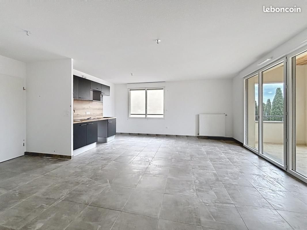 Appartement à louer, 80m², Eaunes