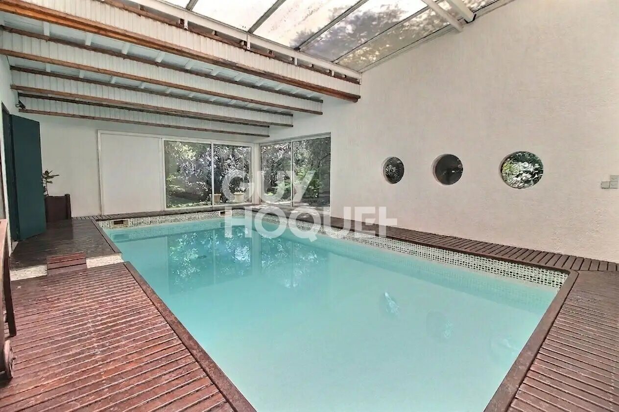Maison à vendre, 242m², Tarascon