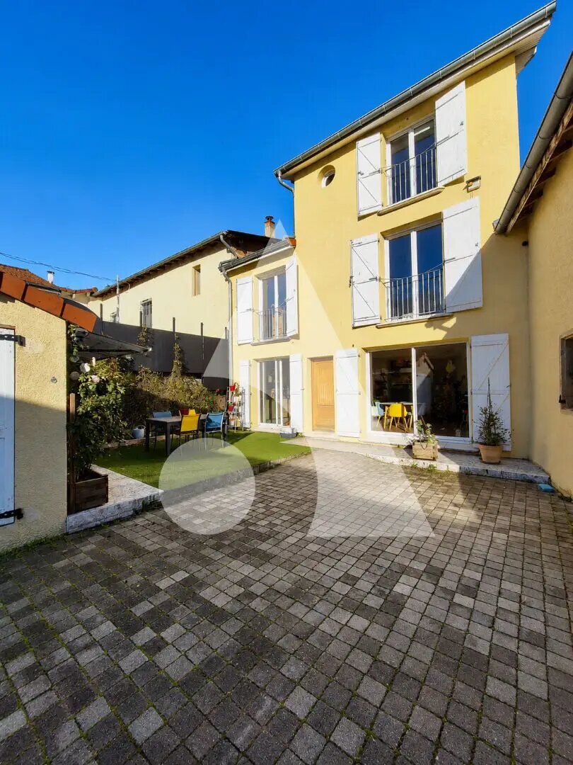 Maison à vendre, 146m², Neyron