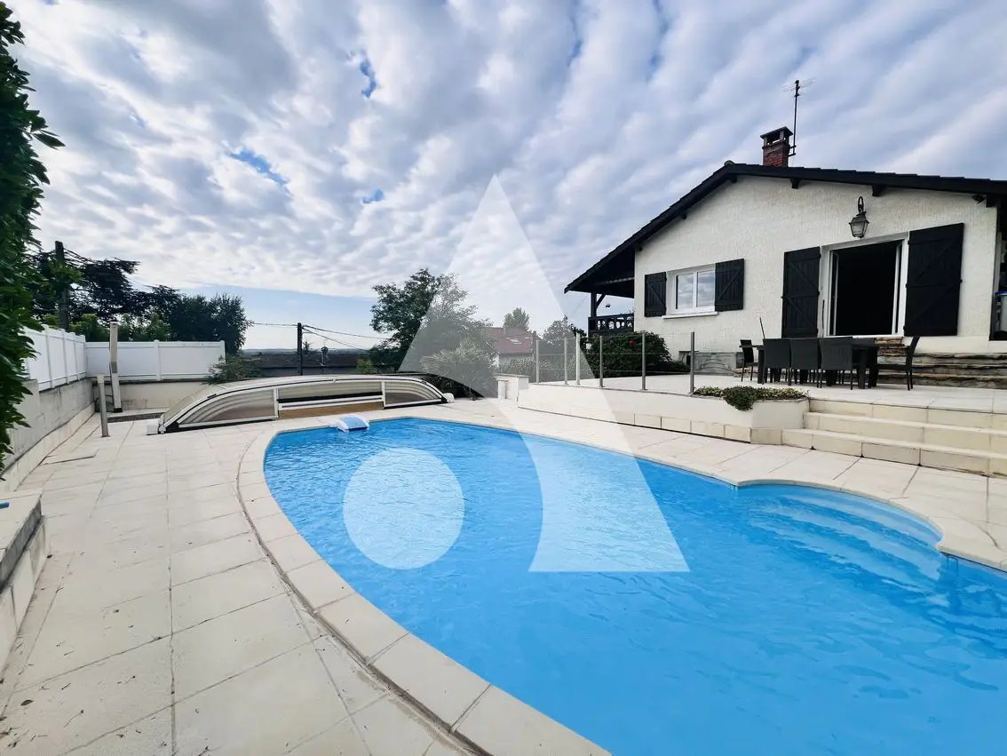 Maison à vendre, 192m², Neyron