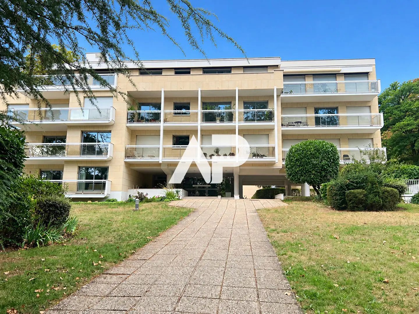 Appartement à louer, 71m², Montmorency