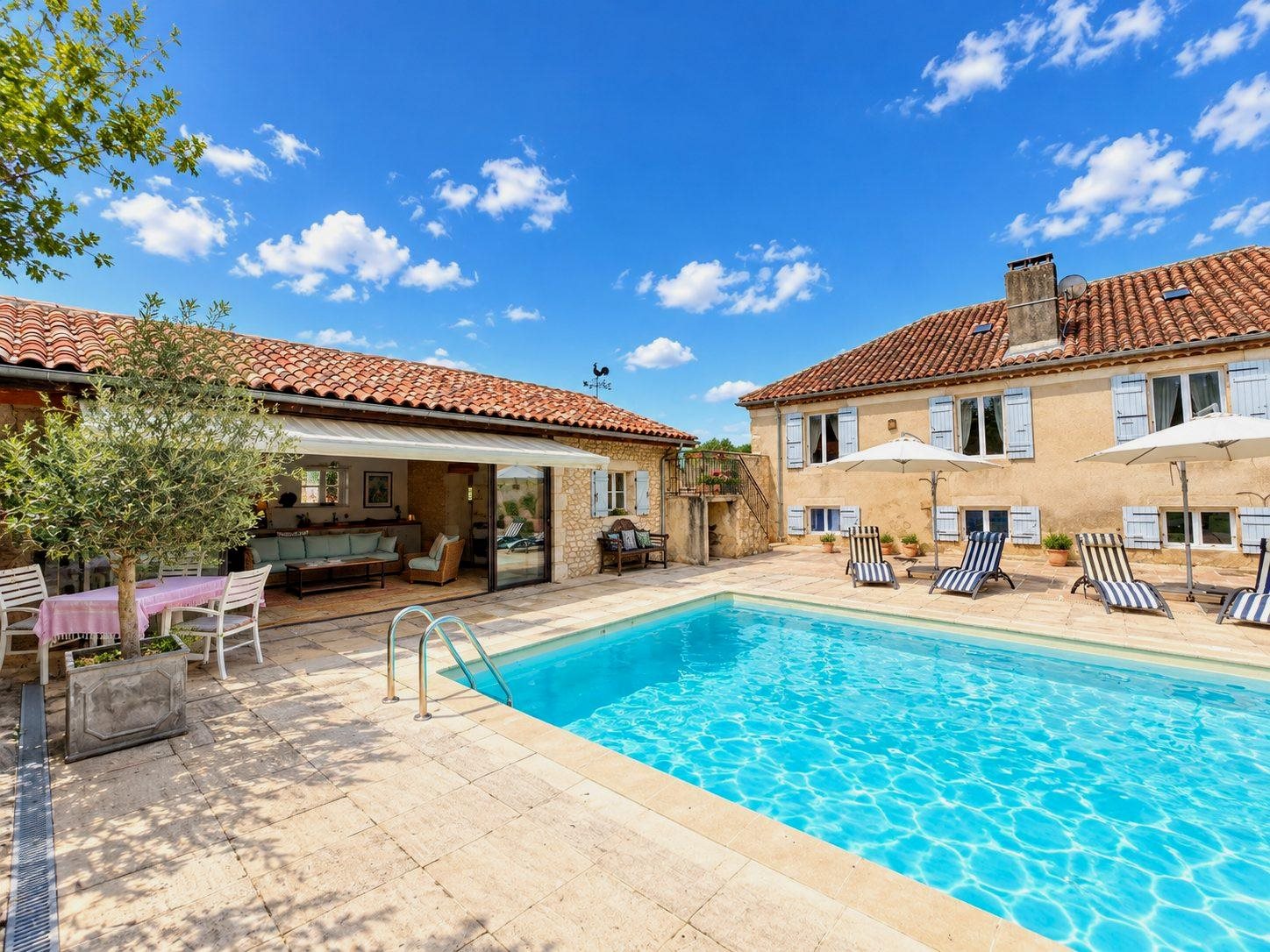 Maison à vendre, 330m², Vic-Fezensac