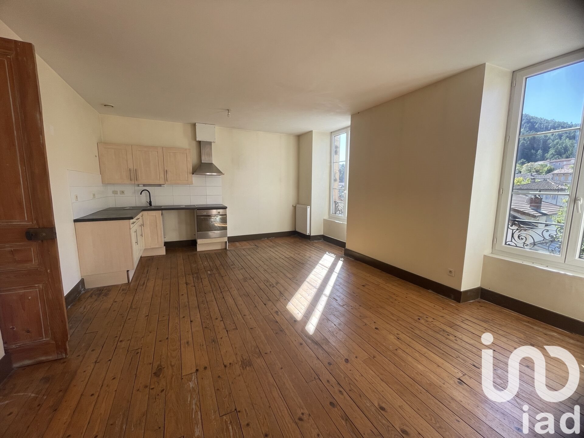 Appartement à vendre, 92m², Vals-les-Bains