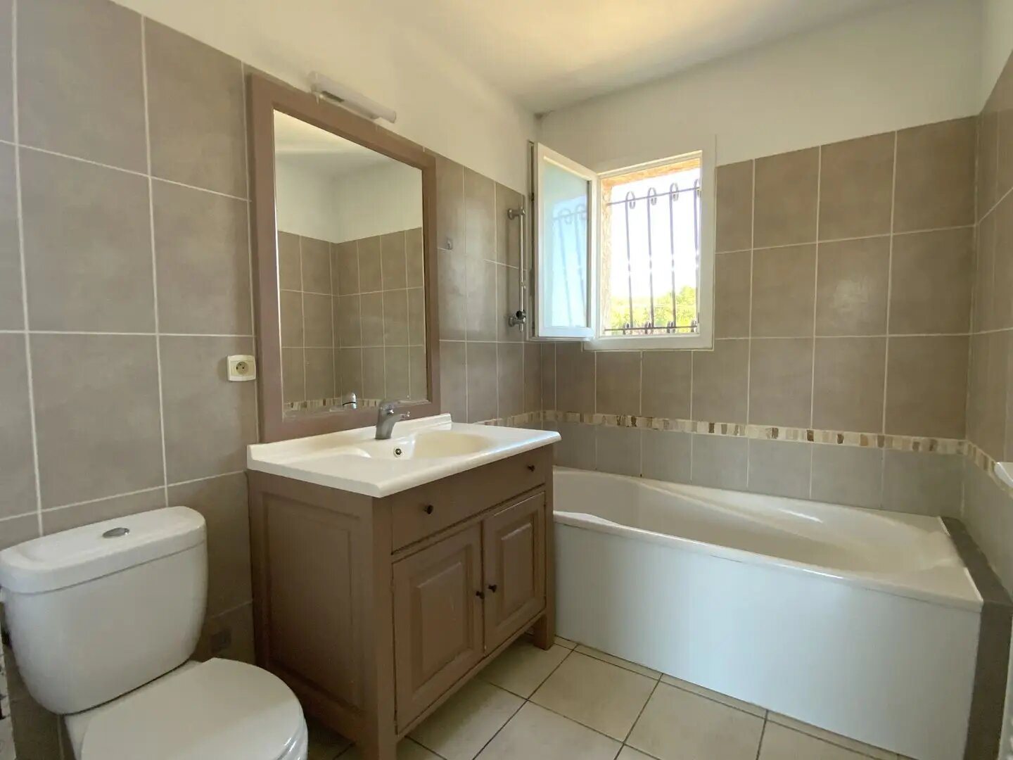 Maison à vendre, 88m², Uzès