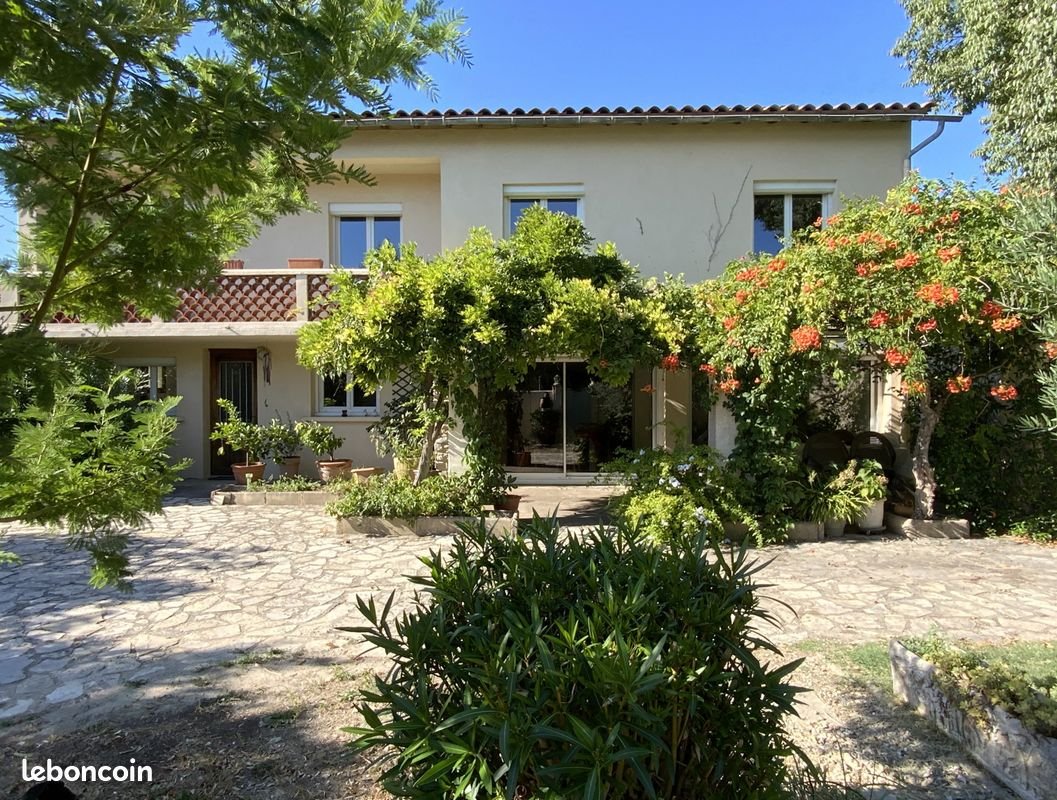 Maison à vendre, 170m², Uzès