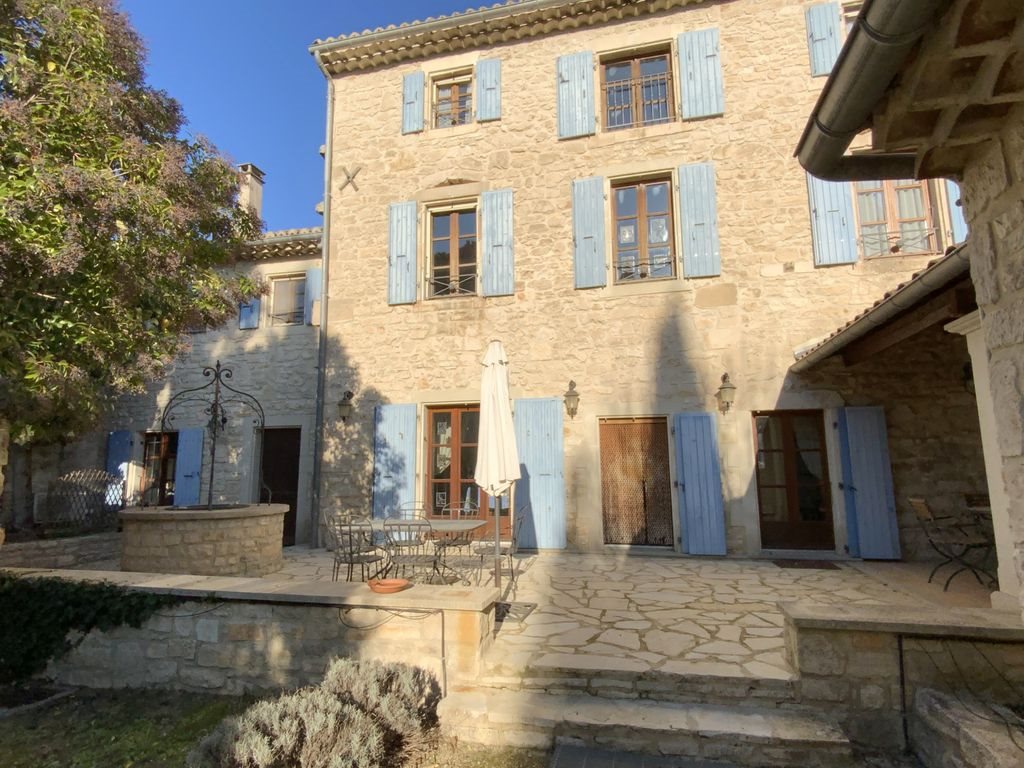 Maison à vendre, 234m², Uzès