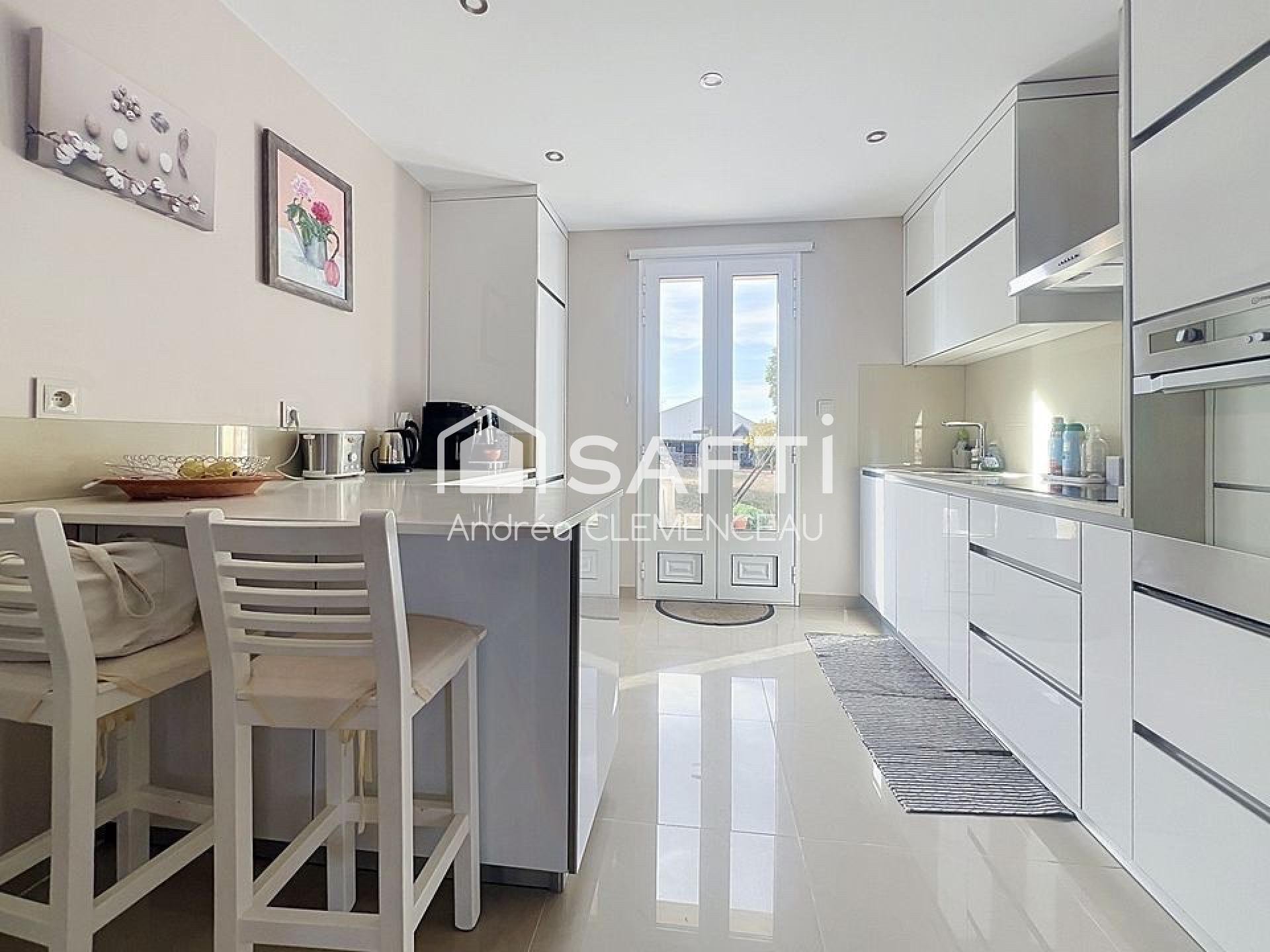 Maison à vendre, 110m², Prignac-et-Marcamps