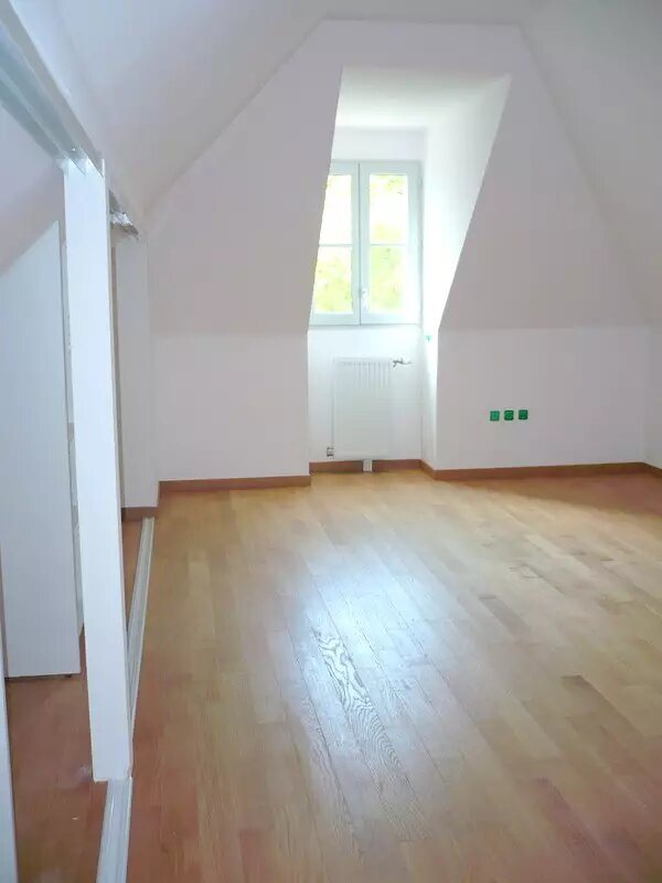 Appartement à louer, 107m², L'Étang-la-Ville