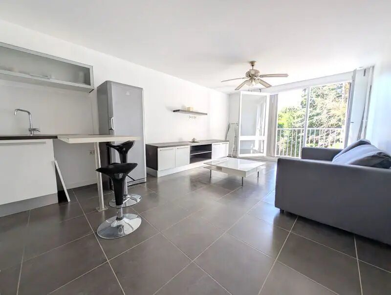 Appartement à louer, 30m², Saint-Maur-des-Fossés