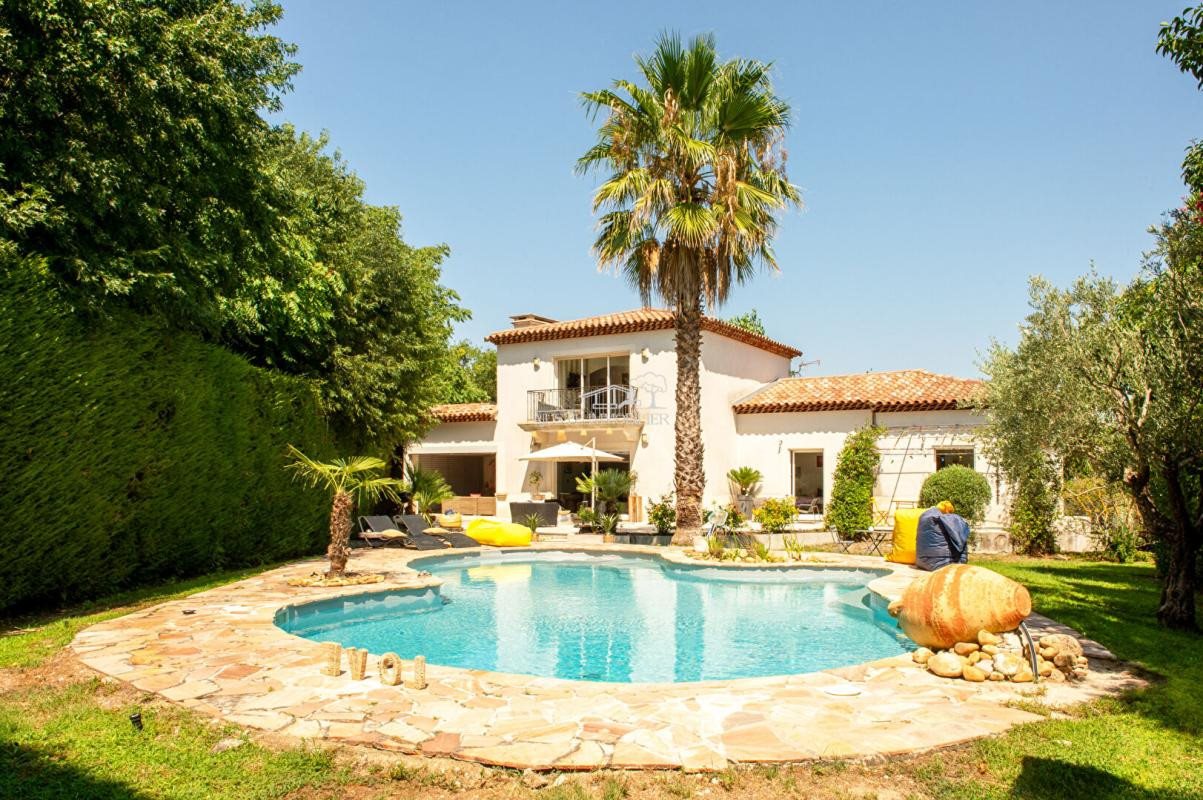 Maison à vendre, 252m², Marignane