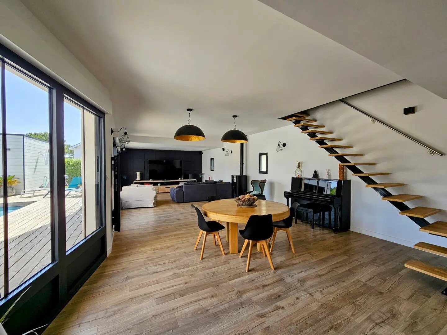 Maison à vendre, 275m², Saint-Palais-sur-Mer