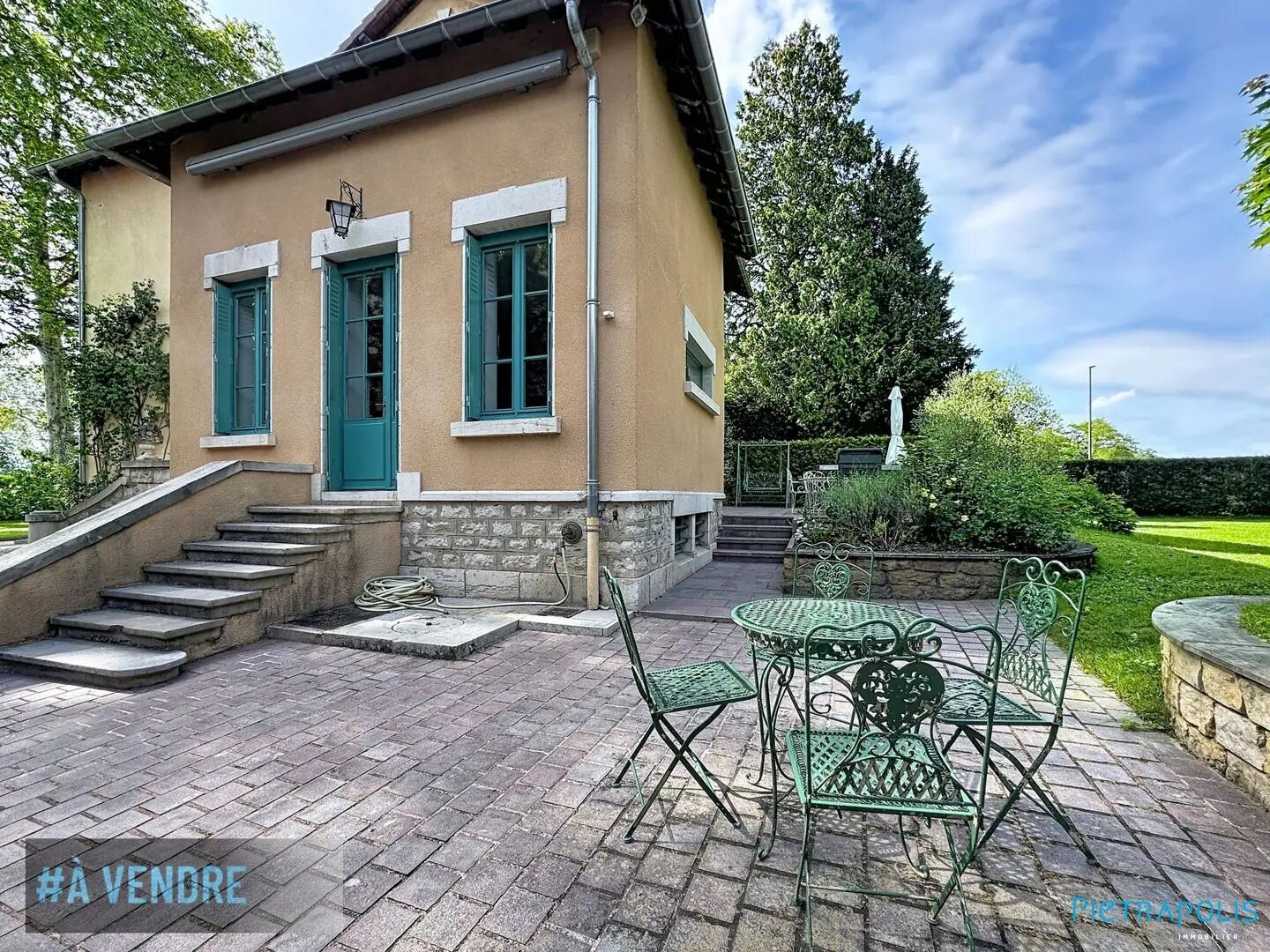 Maison à vendre, 370m², Thoissey