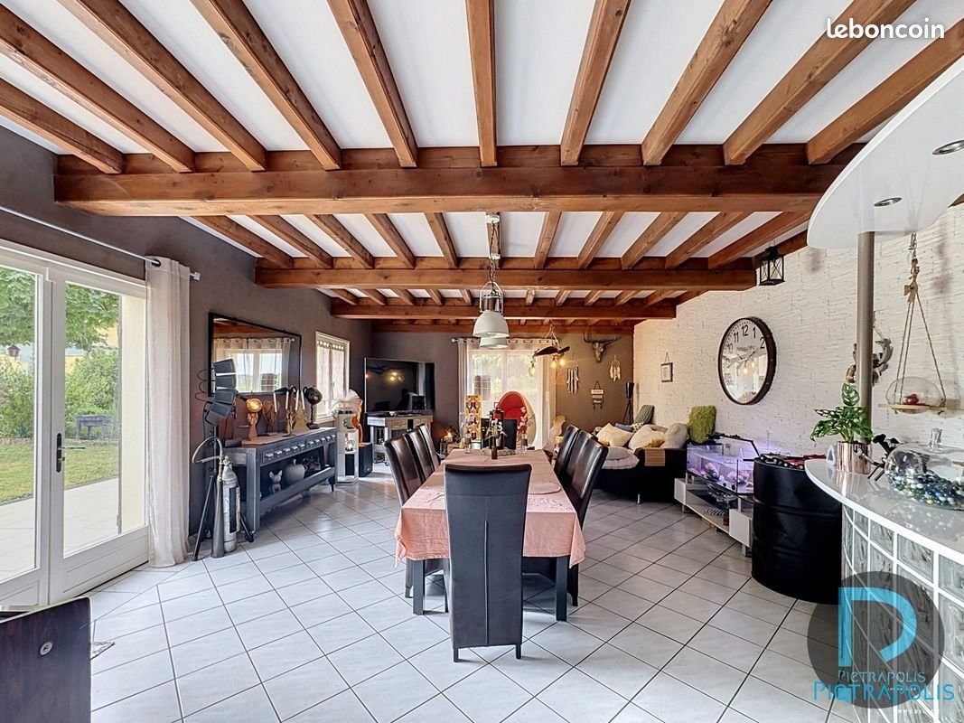 Maison à vendre, 242m², Saint-Etienne-sur-Chalaronne