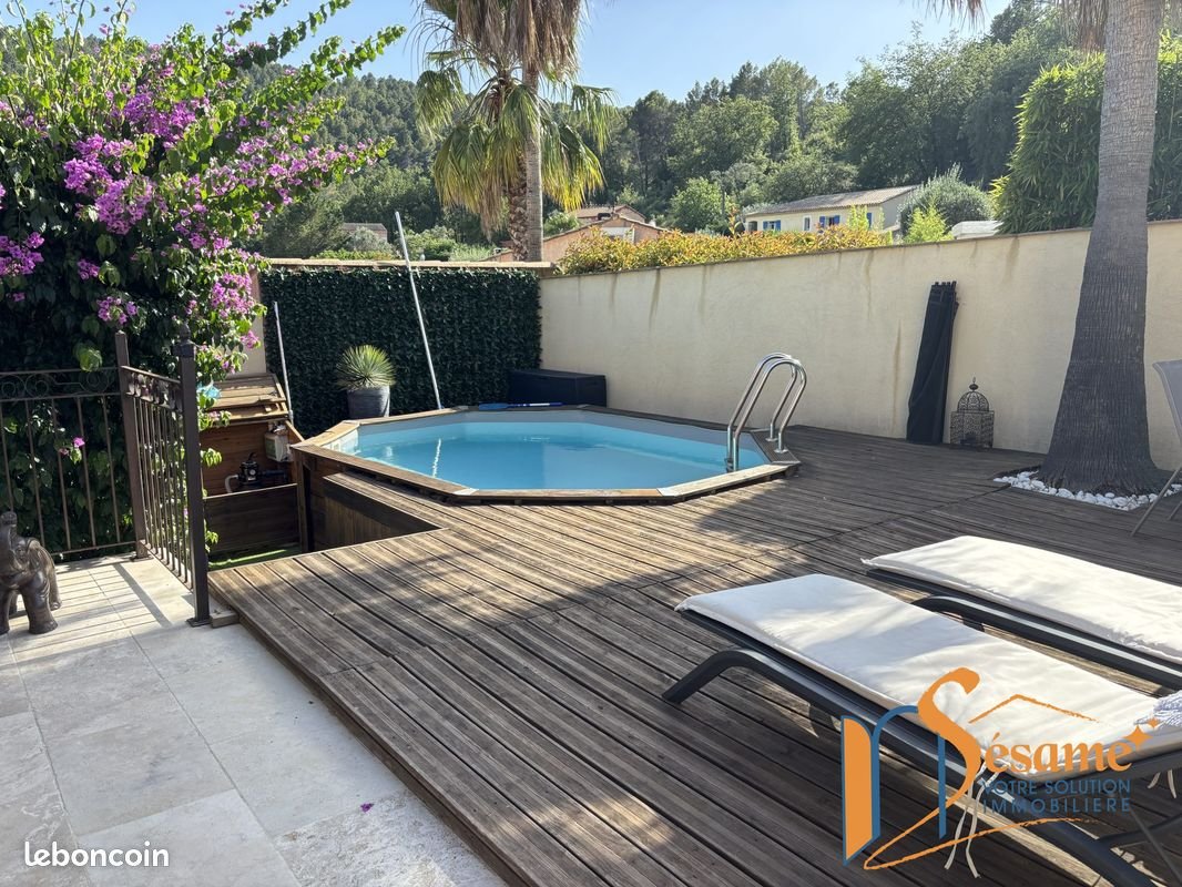 Maison à vendre, 101m², Figanières