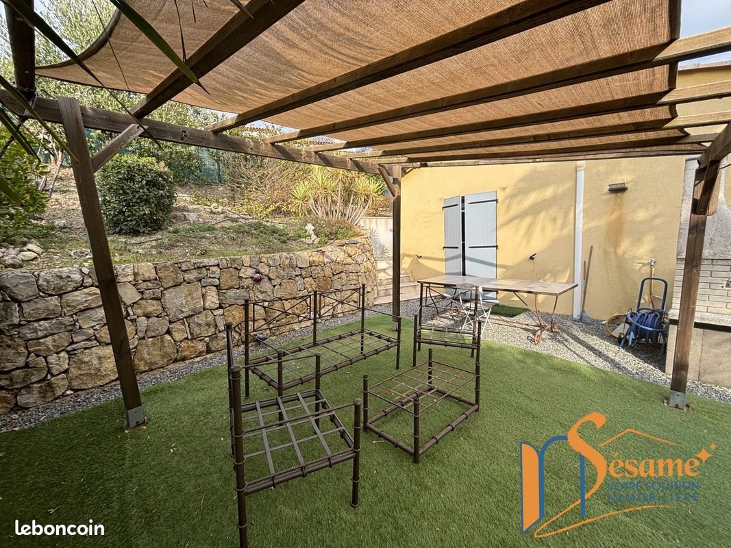 Maison à vendre, 101m², Figanières