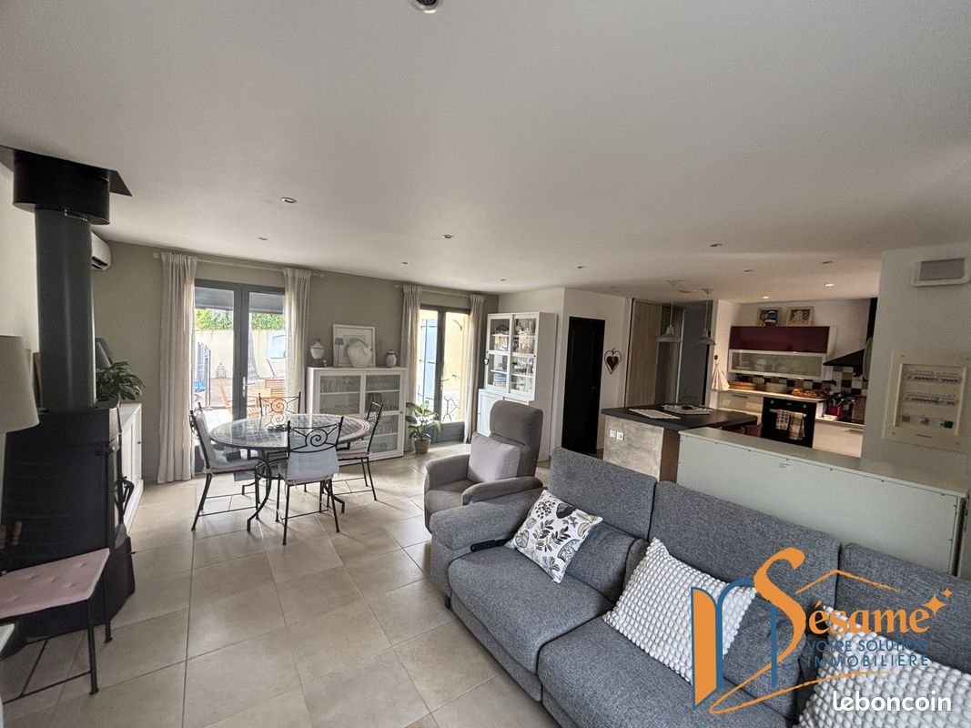 Maison à vendre, 101m², Figanières