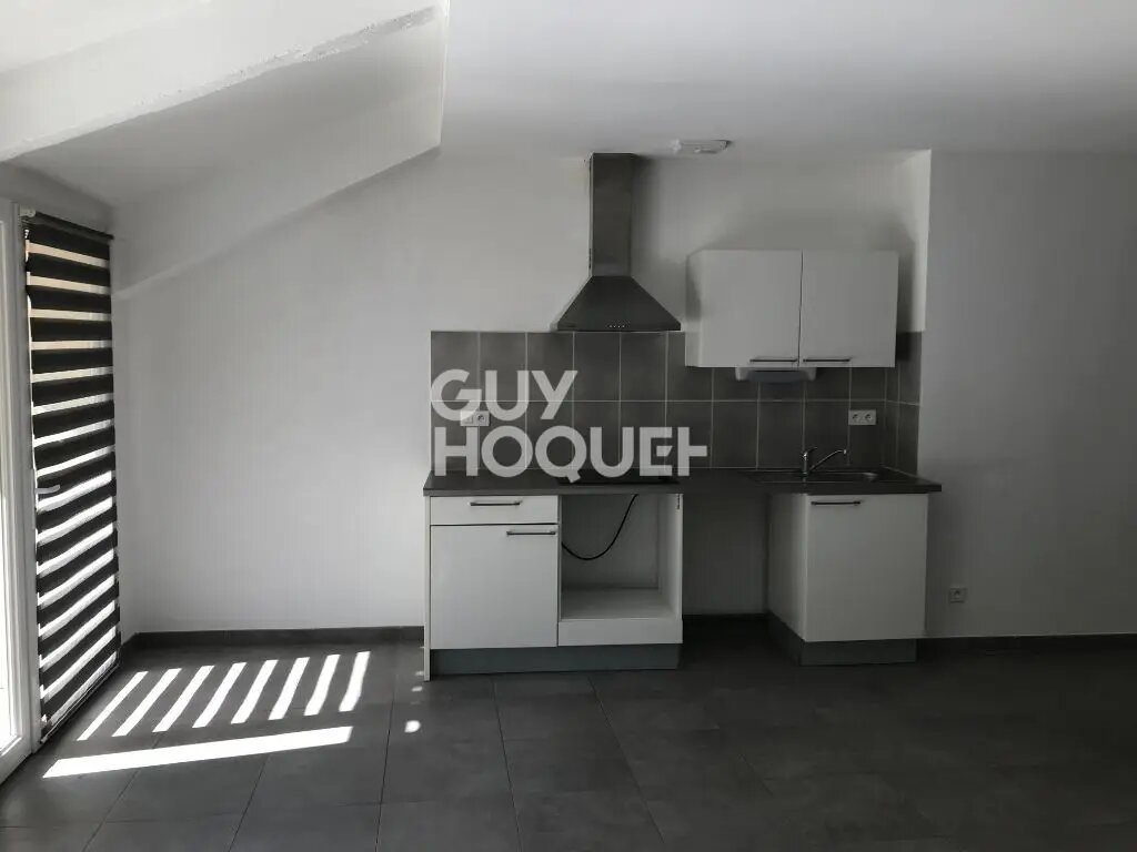 Maison à louer, 76m², Saint-Caprais-de-Bordeaux