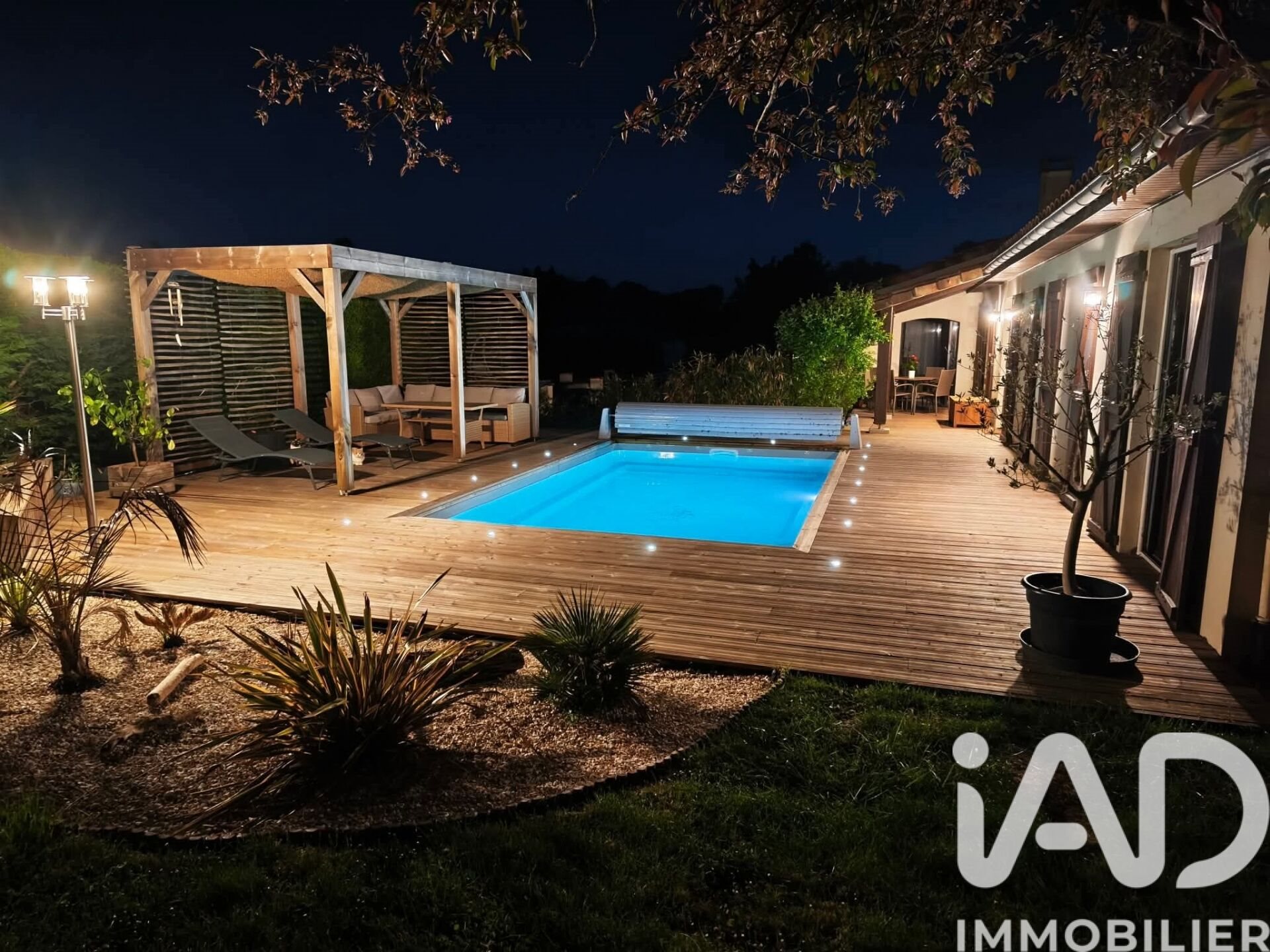 Maison à vendre, 136m², Saint-Georges-des-Coteaux