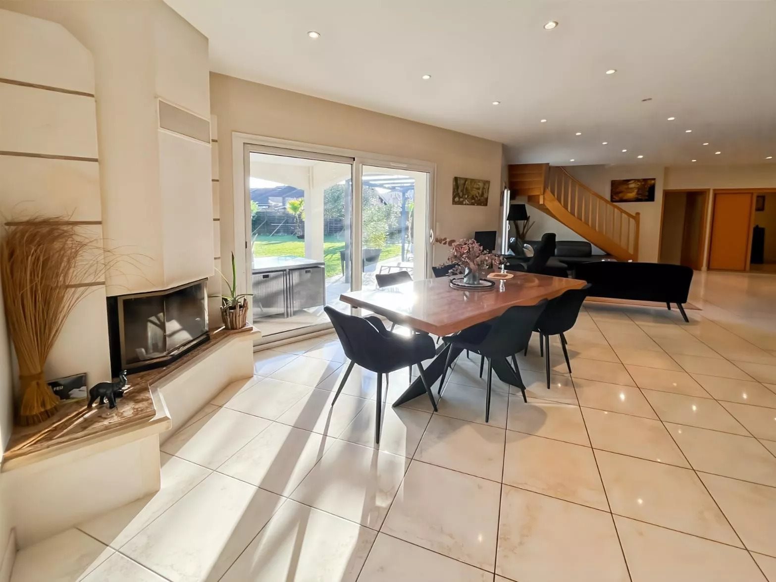 Maison à vendre, 180m², Parempuyre
