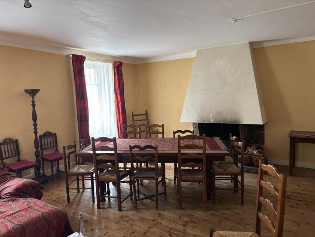 Maison à vendre, 201m², Ardes
