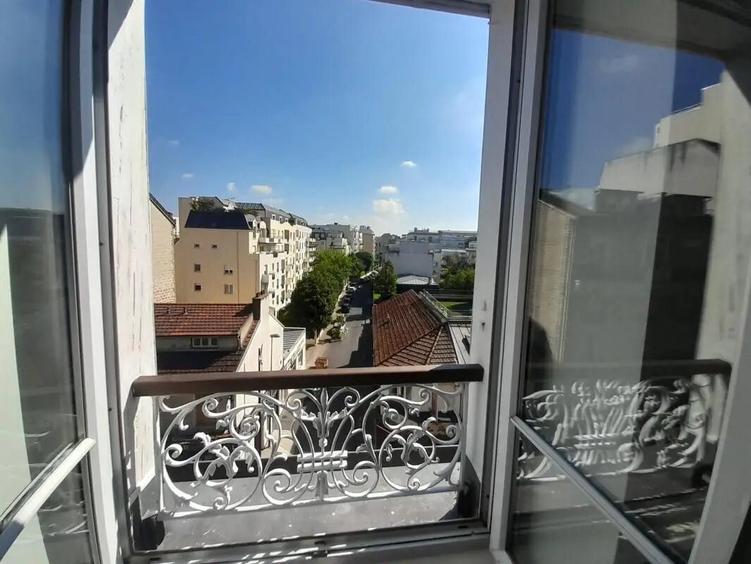 Appartement à louer, 47m², Courbevoie