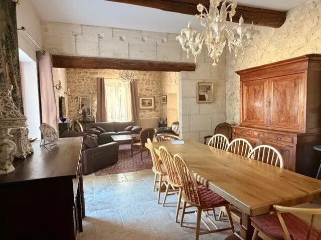 Maison à vendre, 330m², Mouriès