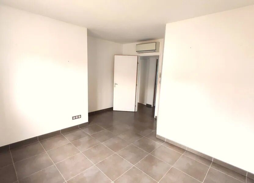 Maison à louer, 101m², Bages