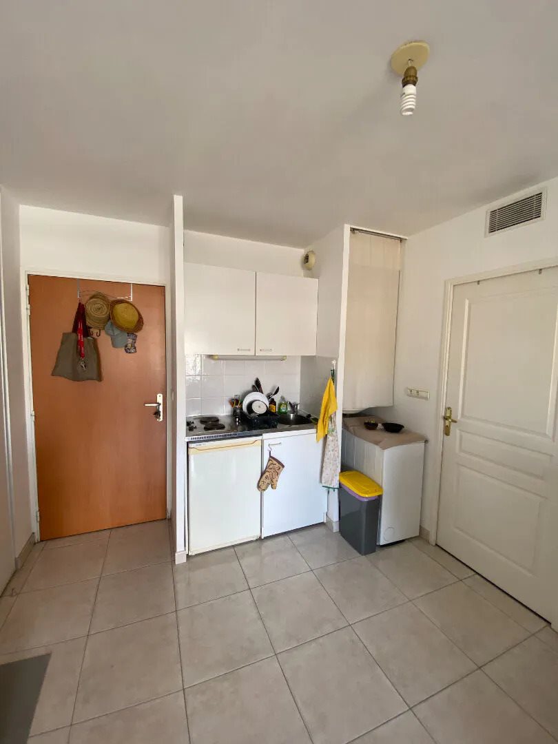 Appartement à louer, 32m², Marseille 9ème