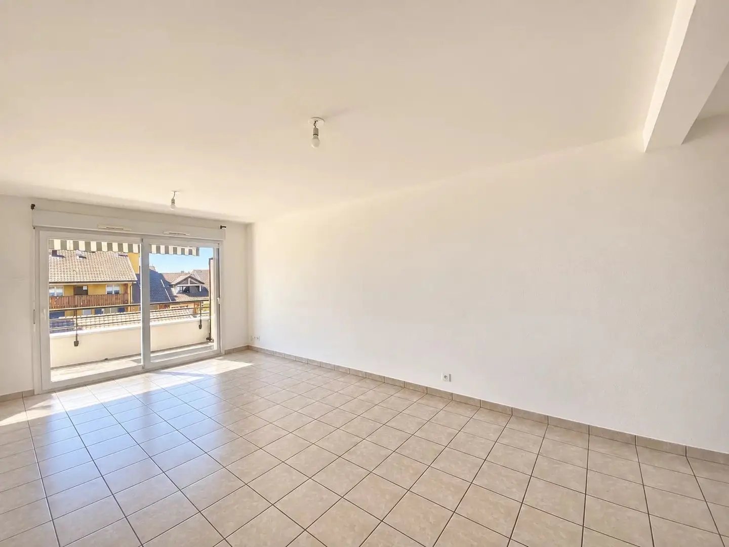 Appartement à louer, 70m², Évian-les-Bains