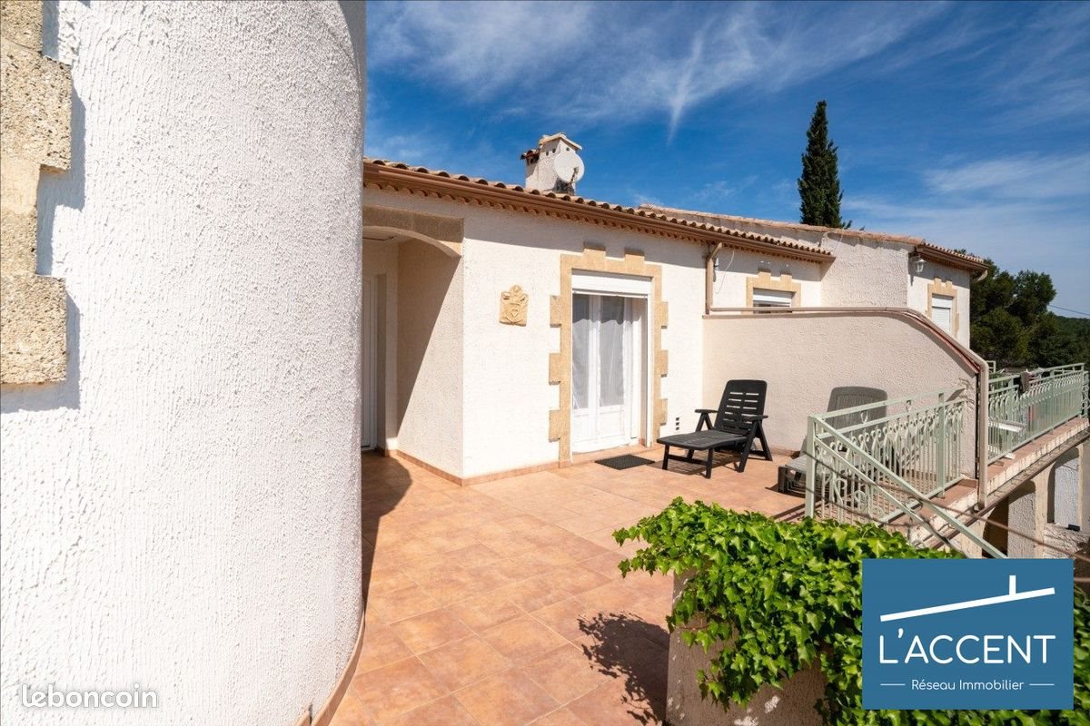 Appartement à vendre, 111m², Uchaud