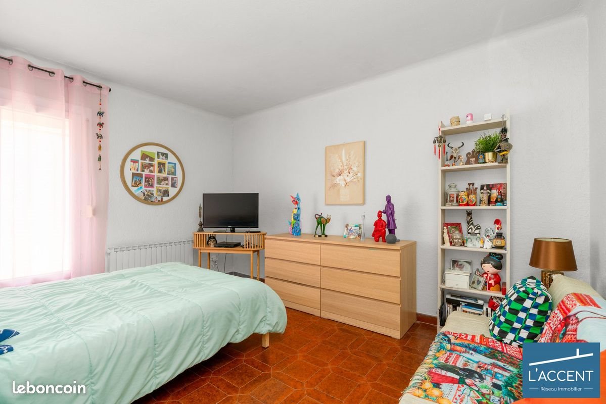 Appartement à vendre, 111m², Uchaud